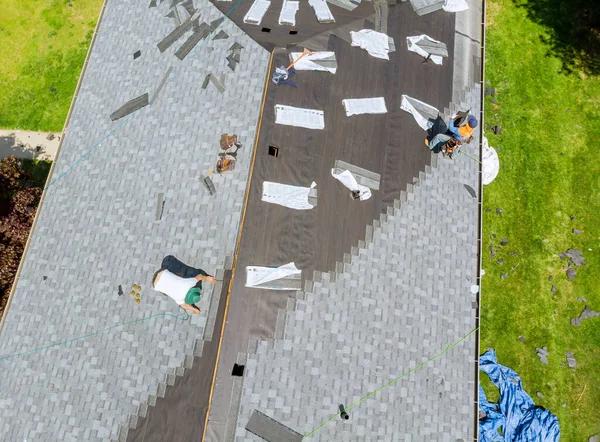 Choosing the Right Roofing Contractor for Roof Replacement in Stuart